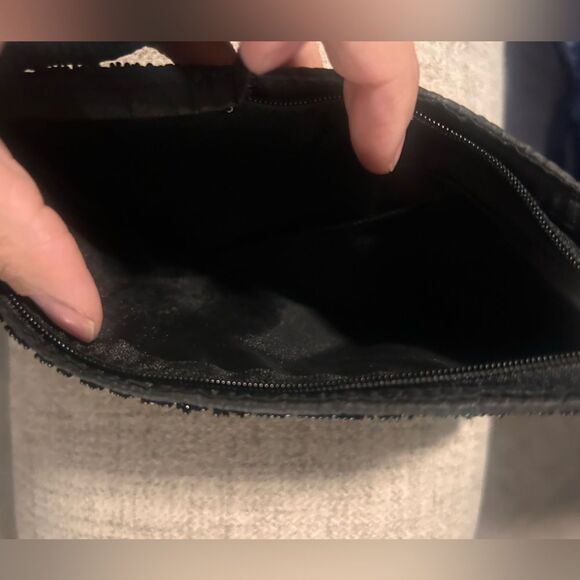 Small beaded clutch - Picture 4 of 5